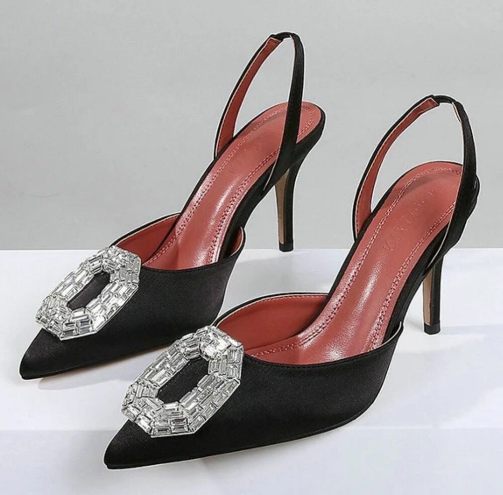 Vertundy Oval Rhinestone Pointed Toe Heels size 7